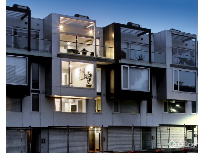11 Curzon Place, North Melbourne VIC 3051
