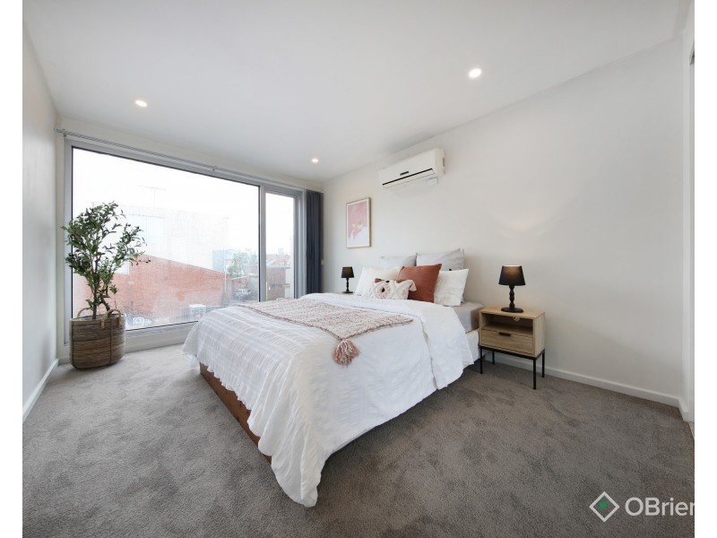 11 Curzon Place, North Melbourne VIC 3051