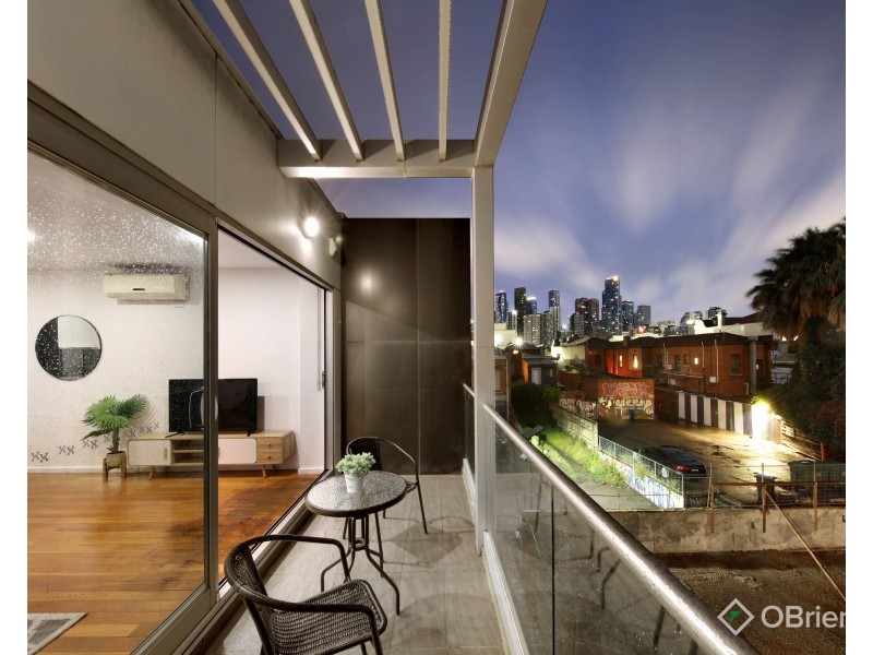 11 Curzon Place, North Melbourne VIC 3051