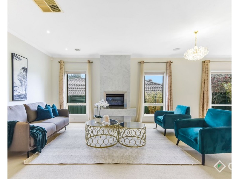 19 Glenora Street, Chadstone VIC 3148