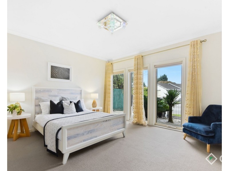 19 Glenora Street, Chadstone VIC 3148