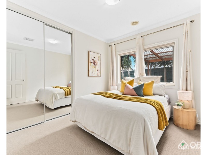 19 Glenora Street, Chadstone VIC 3148