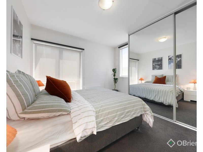 11/82-86 Atherton Road, Oakleigh VIC 3166