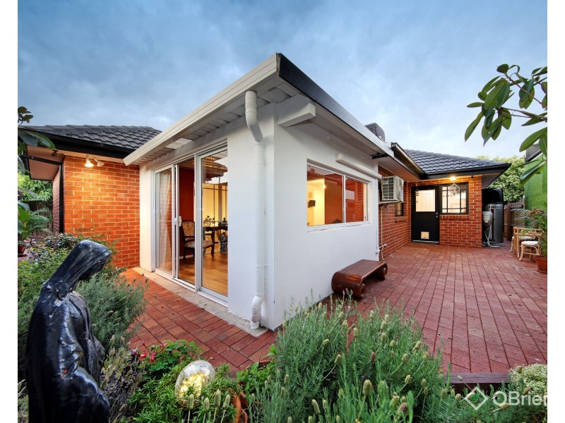 2/42 Browns Road, Clayton VIC 3168