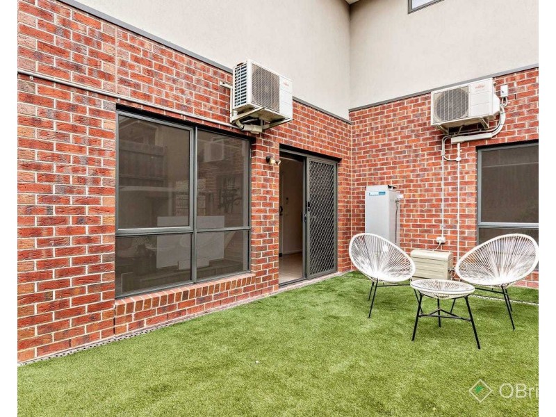 3/84 Ferntree Gully Road, Oakleigh East VIC 3166