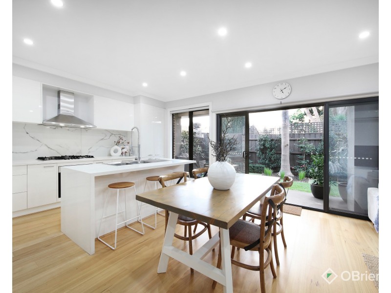 35C Ferntree Gully Road, Oakleigh VIC 3166