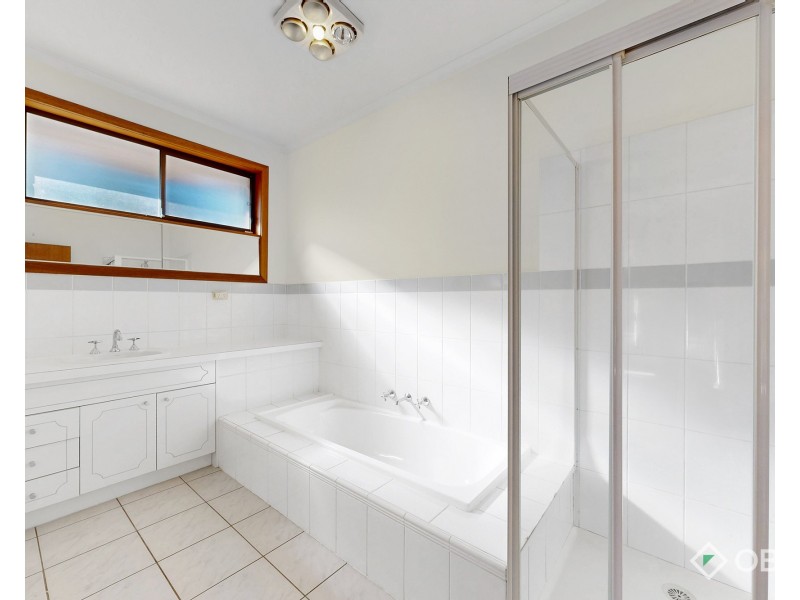 2/12 Strelden Avenue, Oakleigh East VIC 3166