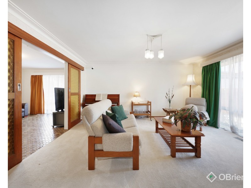 2/1 Oberon Avenue, Oakleigh East VIC 3166