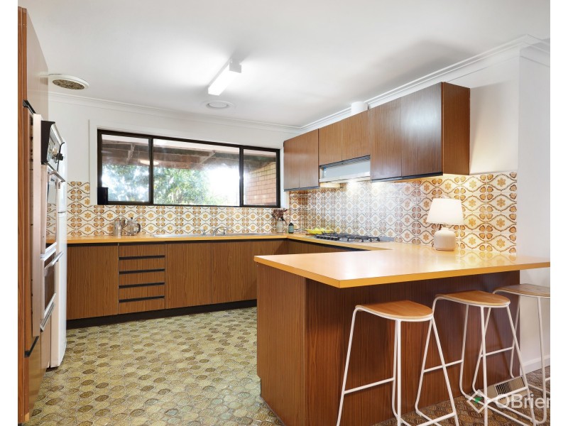 2/1 Oberon Avenue, Oakleigh East VIC 3166