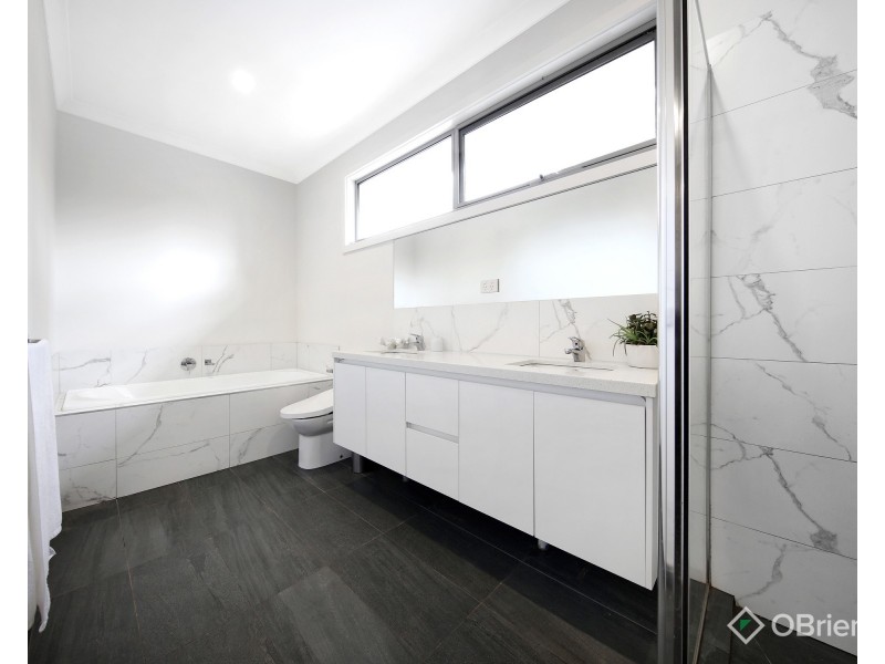 2/28 Lerina Street, Oakleigh East VIC 3166