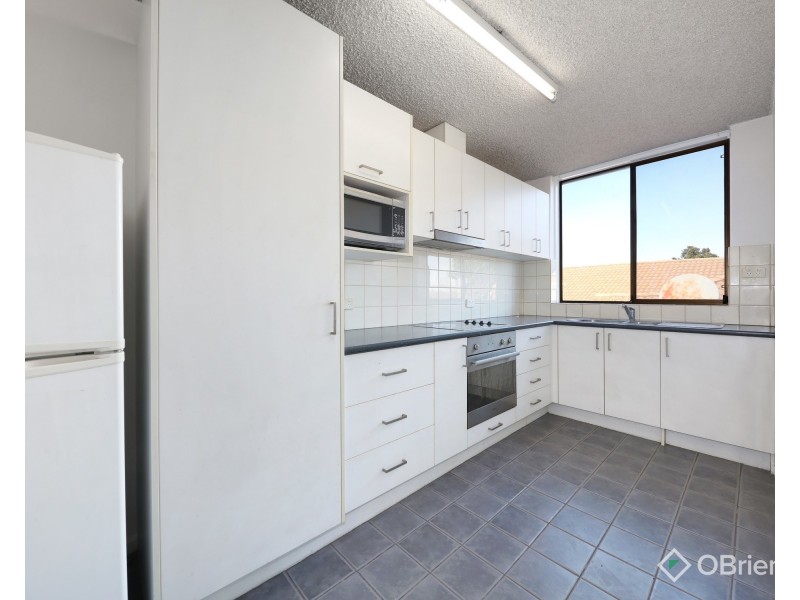 10/785 Warrigal Road, Bentleigh East VIC 3165