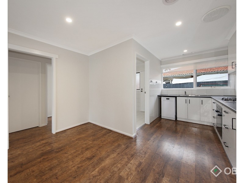 4/18 Golf Links Avenue, Oakleigh VIC 3166