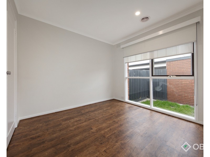 4/18 Golf Links Avenue, Oakleigh VIC 3166
