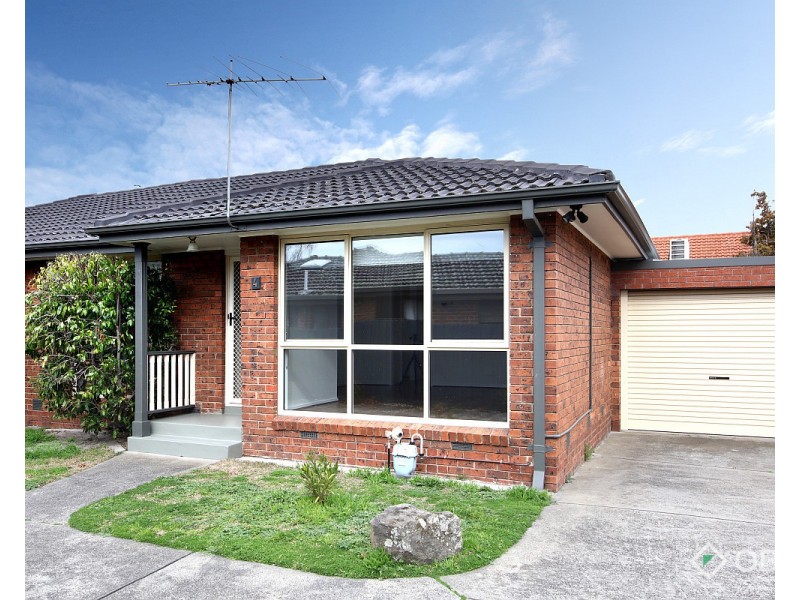 4/18 Golf Links Avenue, Oakleigh VIC 3166