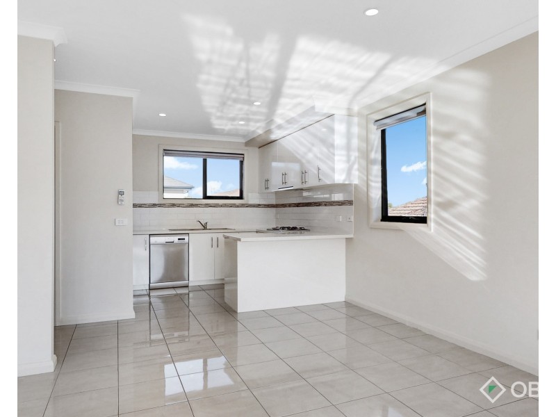 2/14 Mill Road, Oakleigh VIC 3166