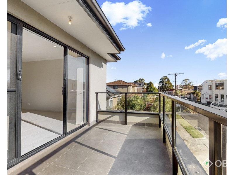 2/14 Mill Road, Oakleigh VIC 3166
