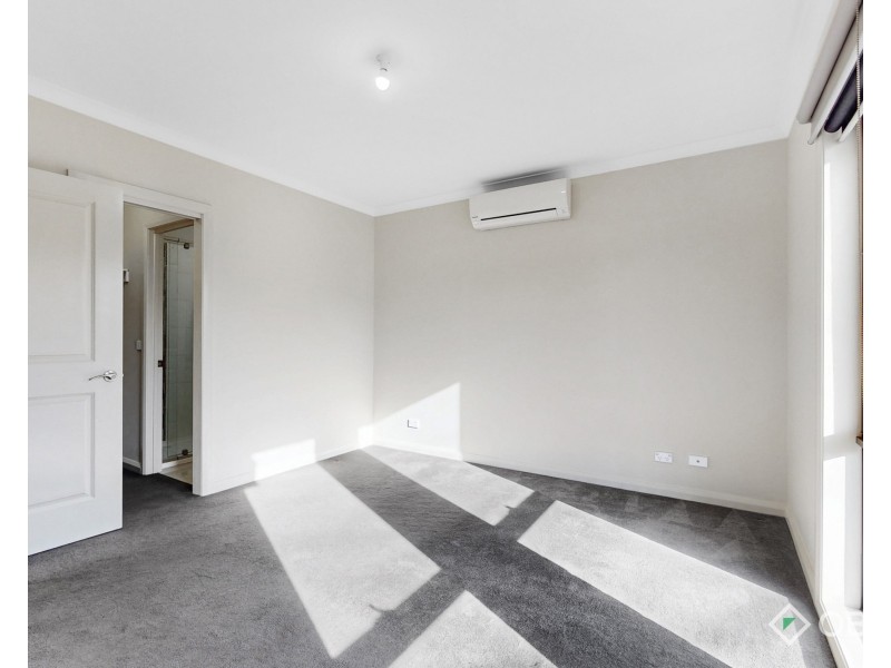 2/14 Mill Road, Oakleigh VIC 3166