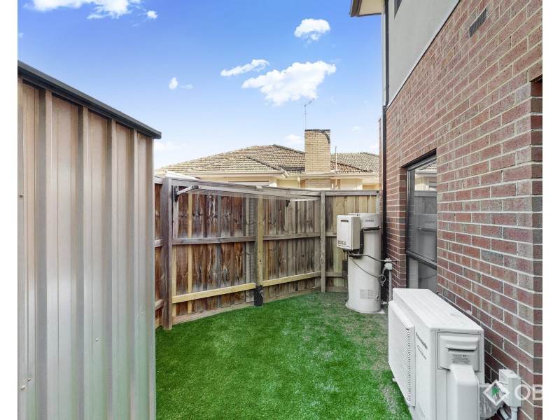 2/14 Mill Road, Oakleigh VIC 3166