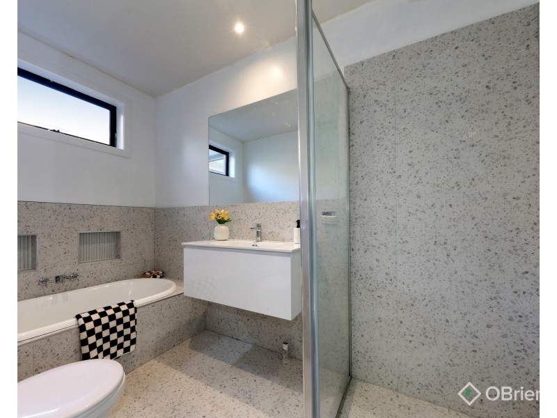 2/56 Goodrich Street, Bentleigh East VIC 3165