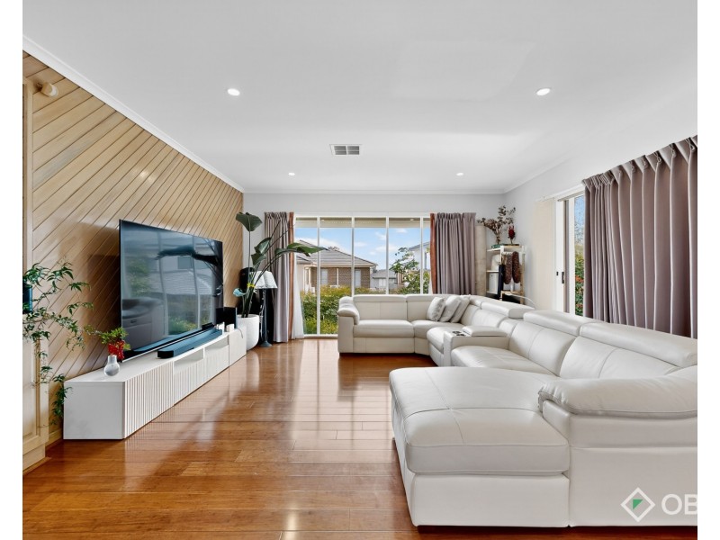 66 Rathmullen Quad, Doncaster VIC 3108