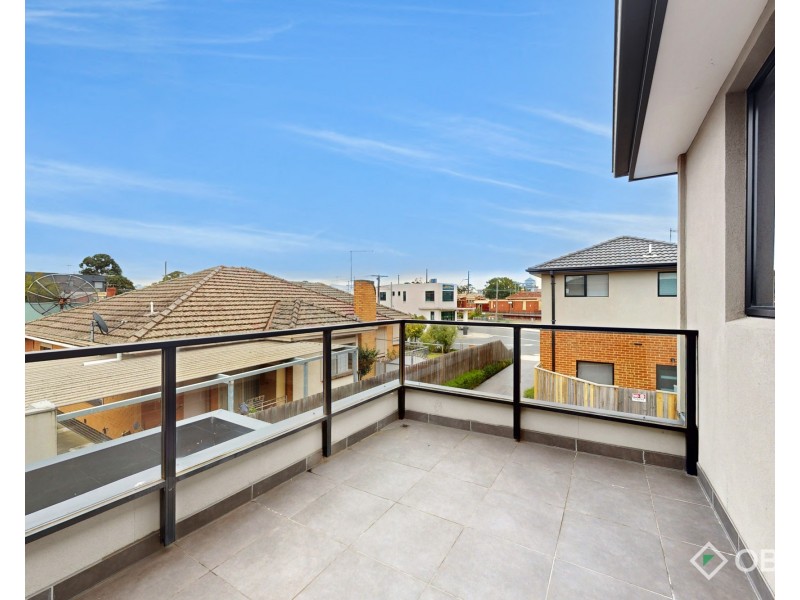 3/14 Mill Road, Oakleigh VIC 3166