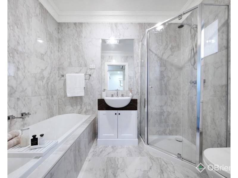 2/19 John Street, Oakleigh VIC 3166