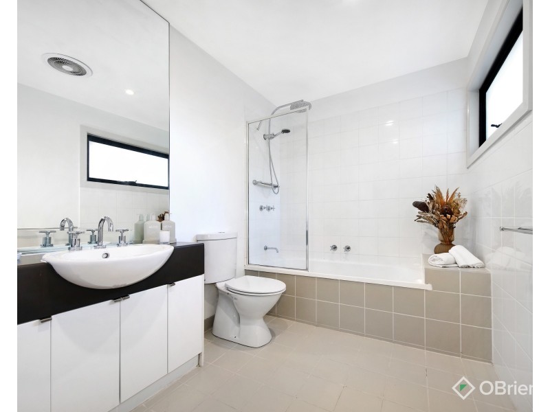 18 Brushbox Court, Clayton VIC 3168