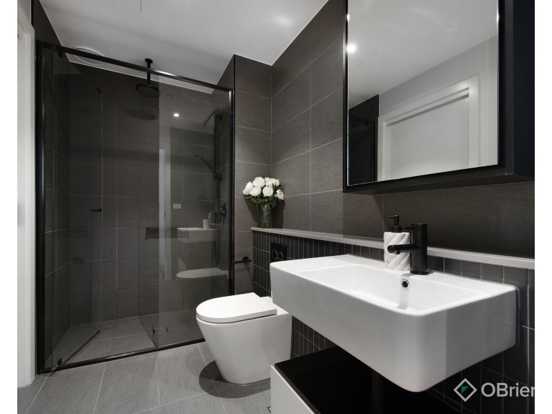 102/89 Atherton Road, Oakleigh VIC 3166