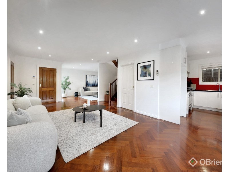 2/14 Gadd Street, Oakleigh VIC 3166