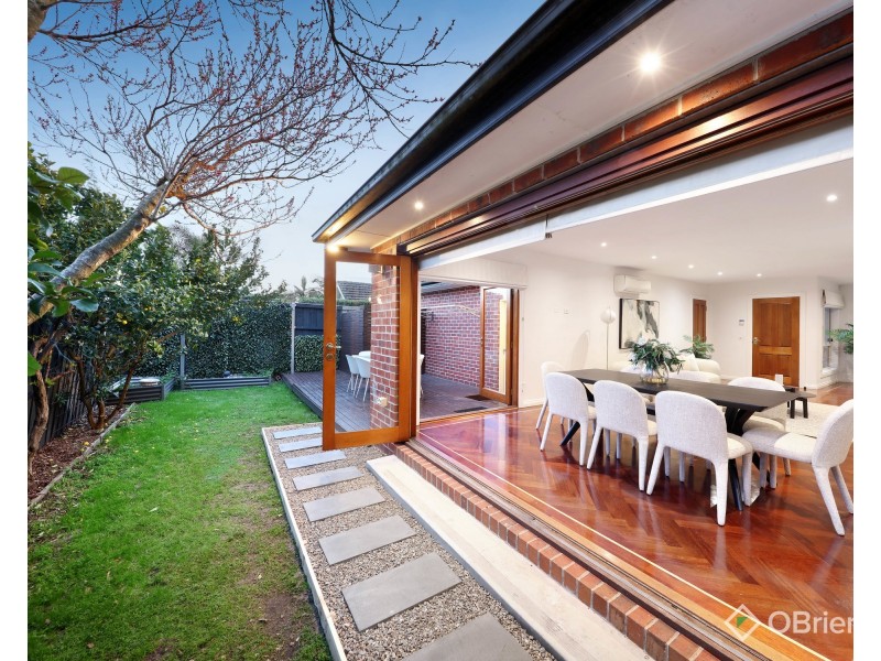 2/14 Gadd Street, Oakleigh VIC 3166