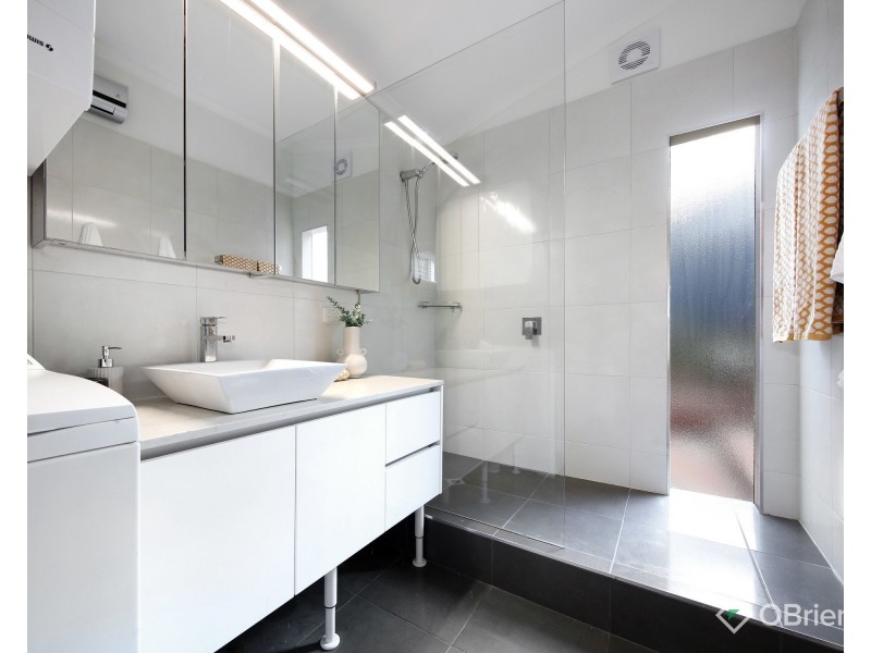 26 Heath Avenue, Oakleigh VIC 3166