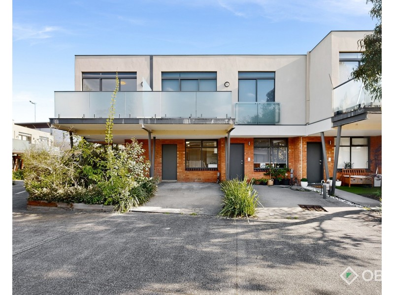 8/1656 Dandenong Road, Oakleigh East VIC 3166