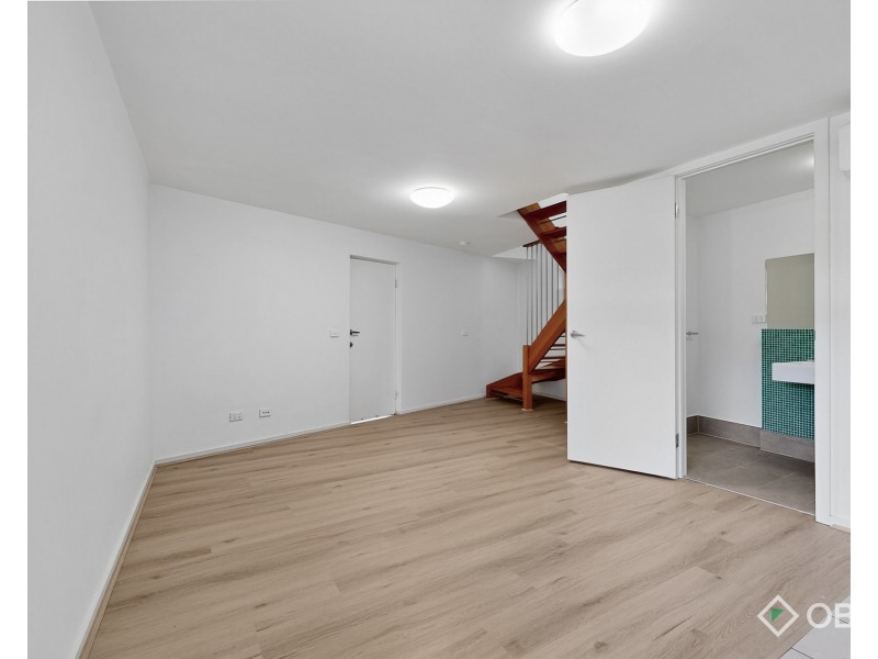 8/1656 Dandenong Road, Oakleigh East VIC 3166