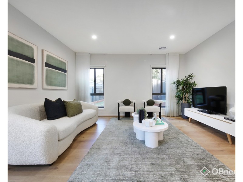 2A Turnbull Avenue, Oakleigh East VIC 3166