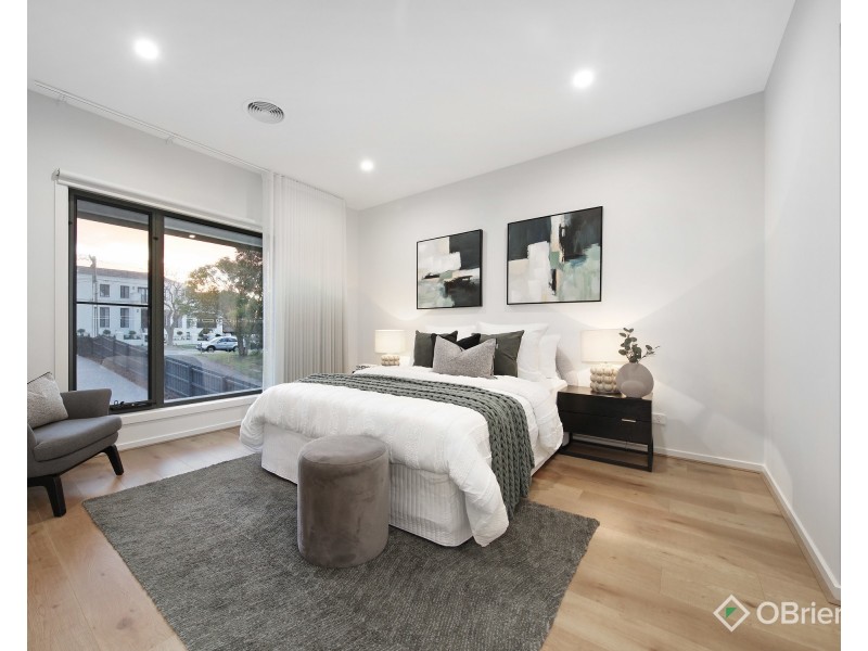 2A Turnbull Avenue, Oakleigh East VIC 3166