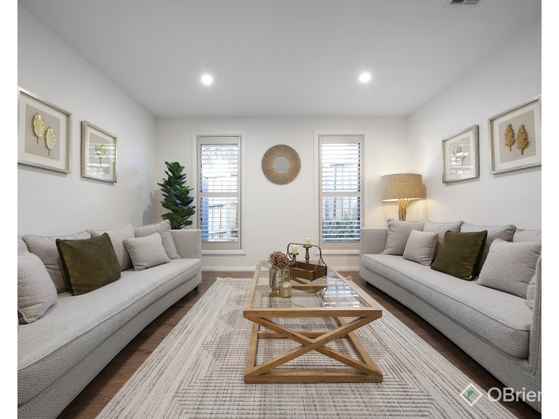 35 Wave Avenue, Mount Waverley VIC 3149