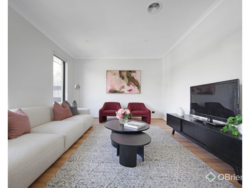 9 Delos Street, Oakleigh South VIC 3167