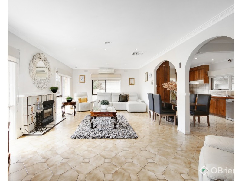 33 Andrew Street, Oakleigh VIC 3166