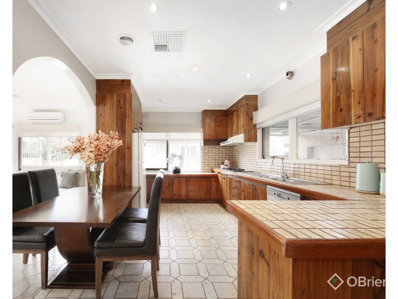 33 Andrew Street, Oakleigh VIC 3166