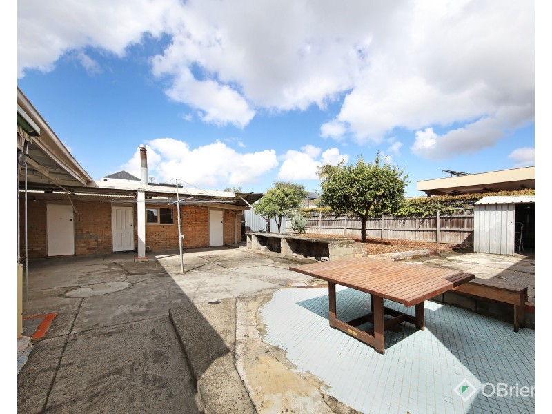 33 Andrew Street, Oakleigh VIC 3166