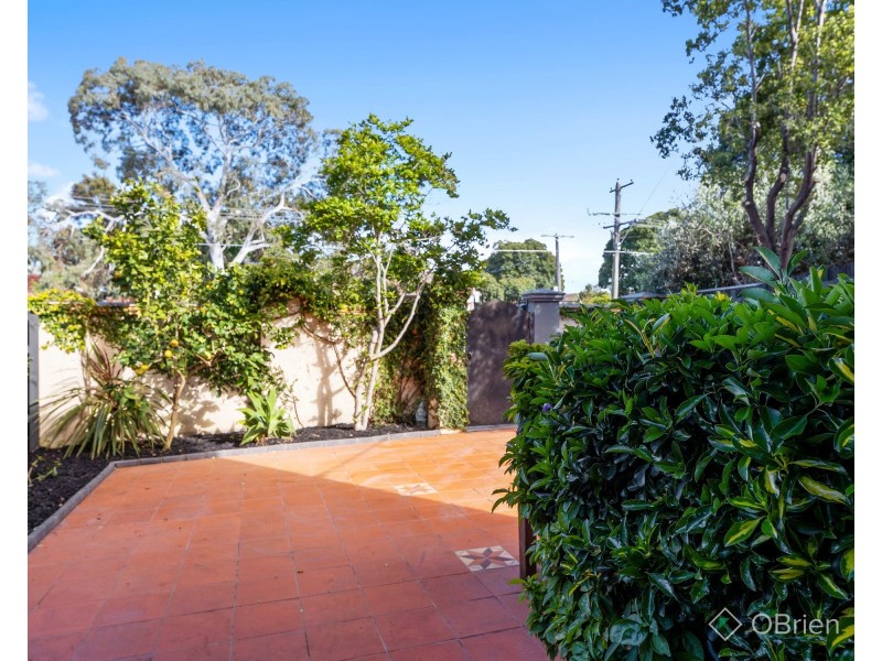 2/300 Grange Road, Ormond VIC 3204