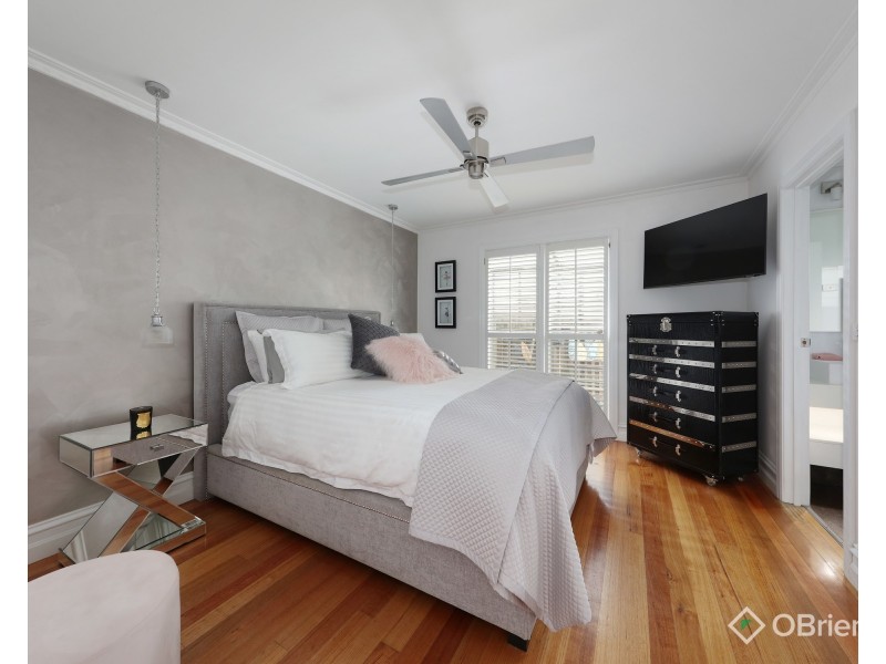 2/14 Delia Street, Oakleigh South VIC 3167