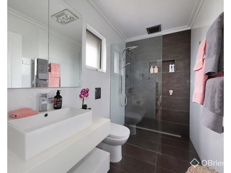 2/14 Delia Street, Oakleigh South VIC 3167