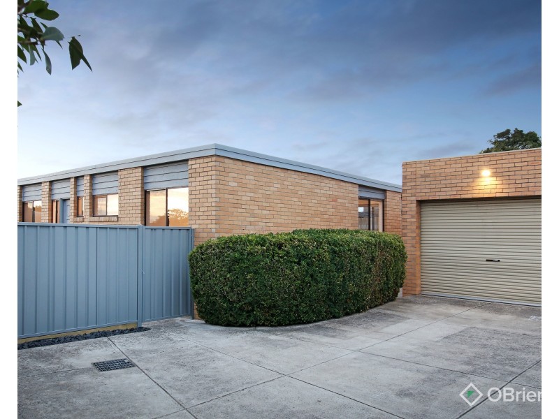 2/75 Highland Avenue, Oakleigh East VIC 3166
