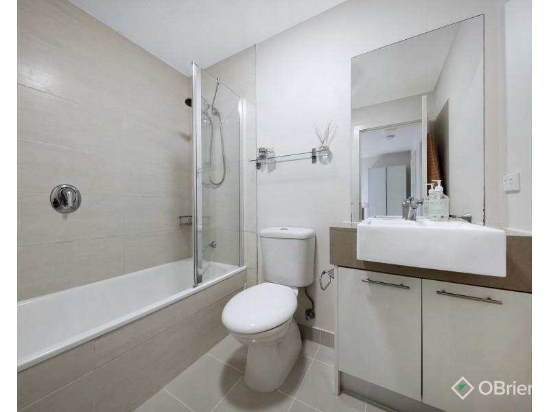 1/79 Atherton Road, Oakleigh VIC 3166