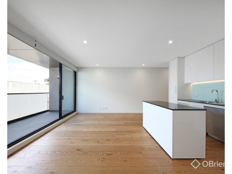 102/7-9 Station Street, Oakleigh VIC 3166