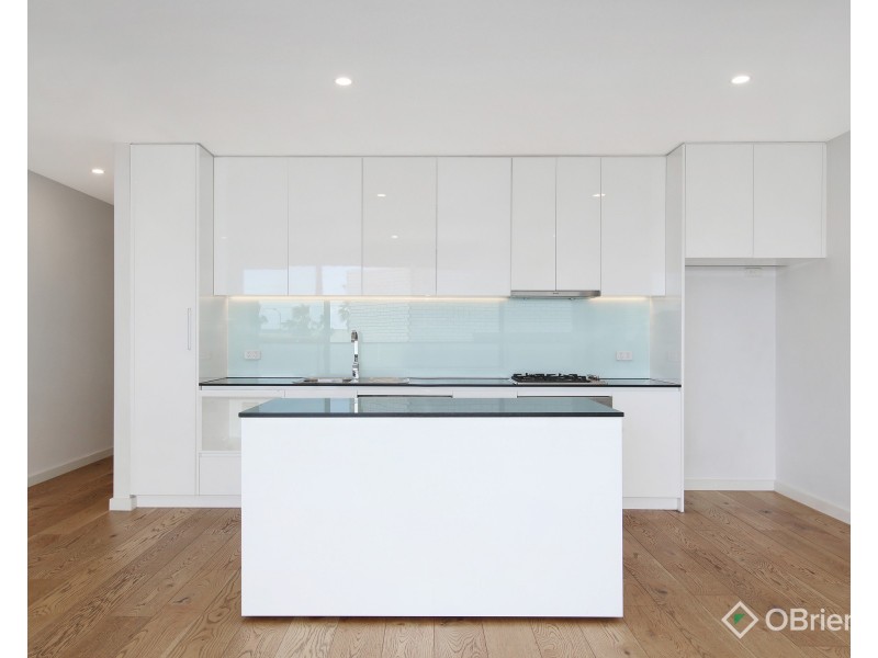 102/7-9 Station Street, Oakleigh VIC 3166