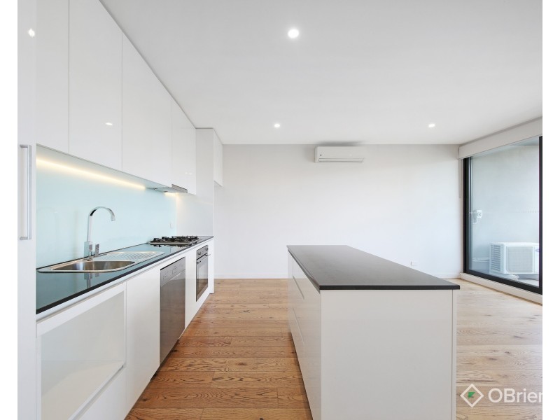 102/7-9 Station Street, Oakleigh VIC 3166