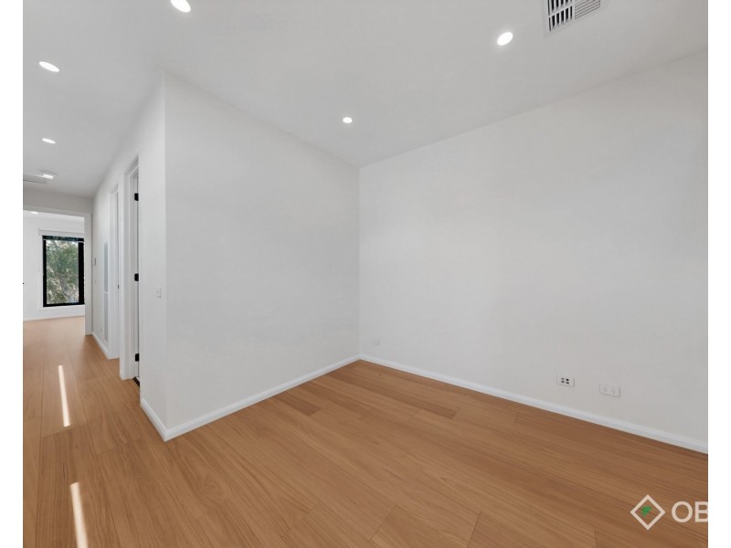 1/7 Surrey Crescent, Oakleigh East VIC 3166