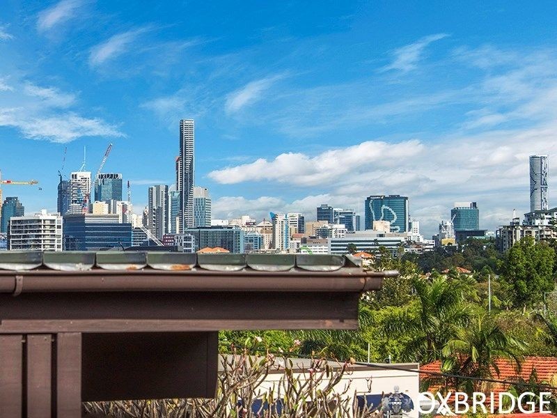 26 Toorak Road, Hamilton QLD 4007